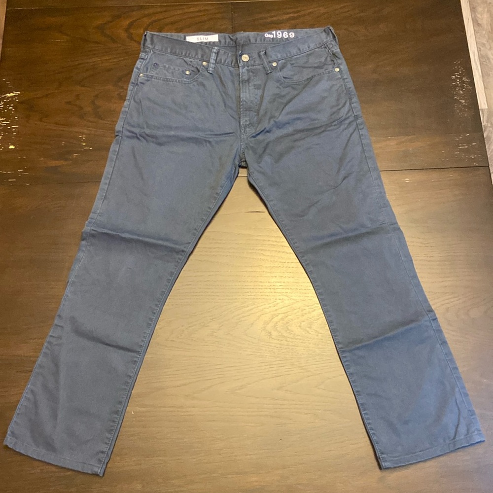 Gap - Dark Blue Jeans - 34 x 26 - condition 8/10